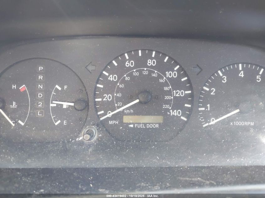 2000 Toyota Camry Le VIN: JT2BG22KXY0404152 Lot: 43419402