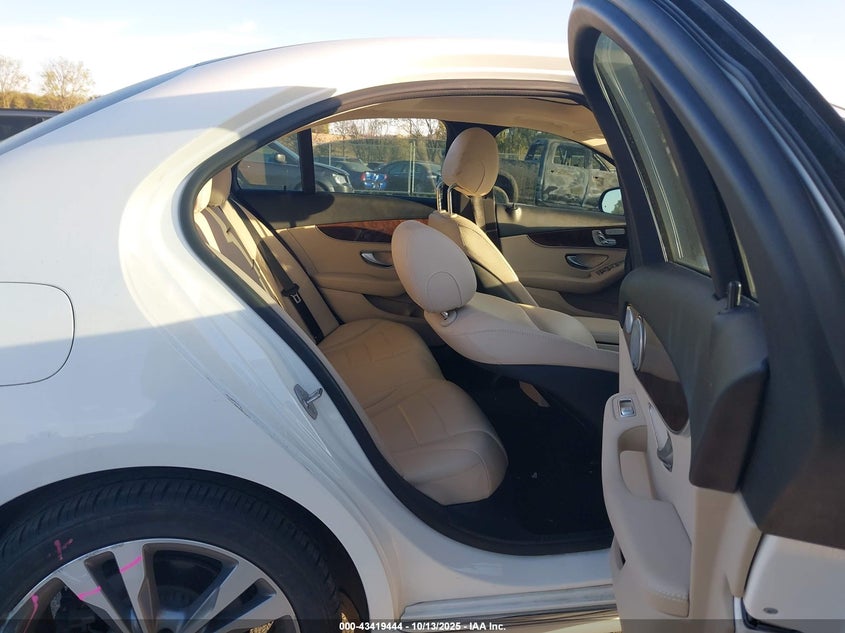 2017 Mercedes-Benz C 300 4Matic VIN: 55SWF4KB8HU200425 Lot: 43419444