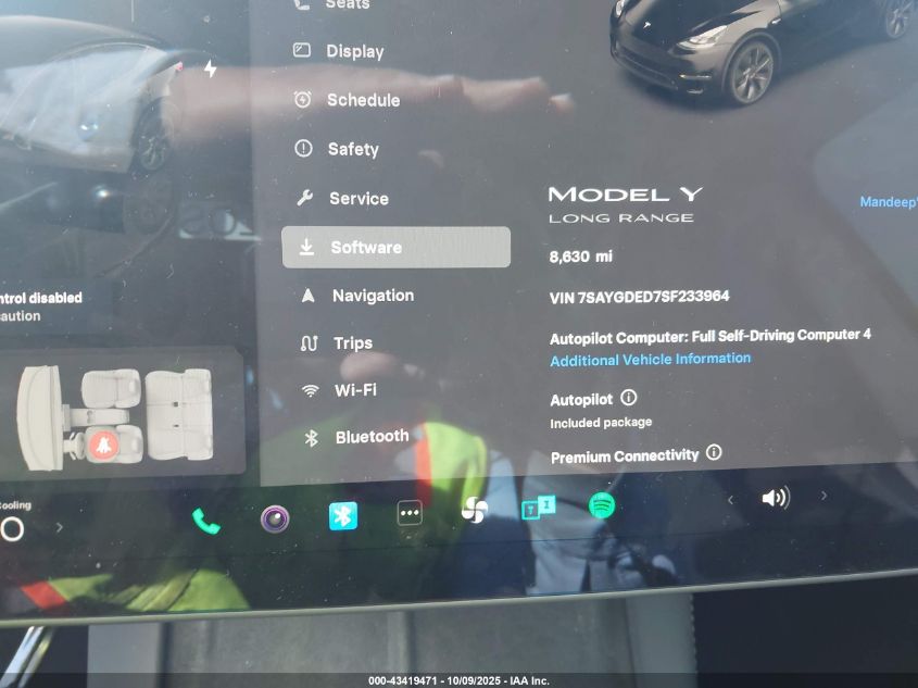 2025 Tesla Model Y Long Range Dual Motor Rear-Wheel Drive VIN: 7SAYGDED7SF233964 Lot: 43419471