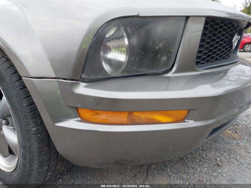 2005 Ford Mustang V6 Deluxe/V6 Premium VIN: 1ZVFT80N355238167 Lot: 43419512