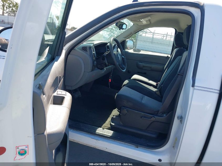 2007 GMC Sierra 1500 Work Truck VIN: 1GTEC14X87Z599018 Lot: 43419520