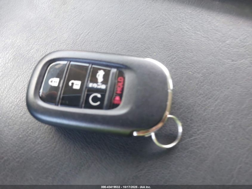 2025 Honda Accord Hybrid Sport-L VIN: 1HGCY2F72SA056509 Lot: 43419532