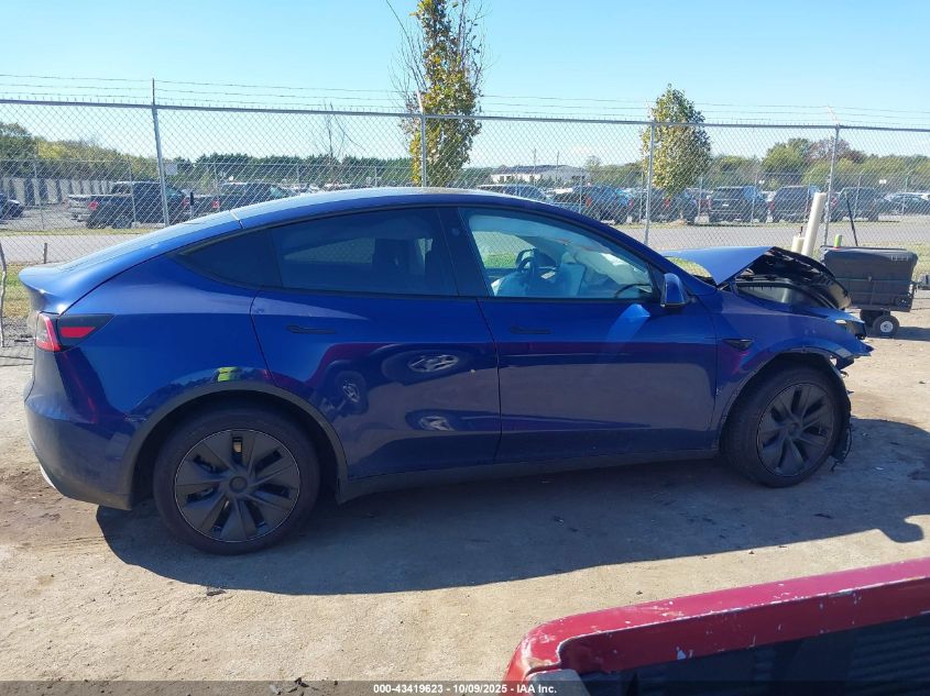 2024 Tesla Model Y Long Range Dual Motor All-Wheel Drive VIN: 7SAYGDEE6RF131980 Lot: 43419623