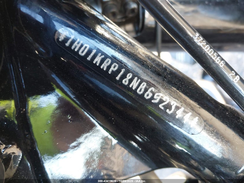 2022 HARLEY-DAVIDSON FLHXS 1HD1KRP18NB652344