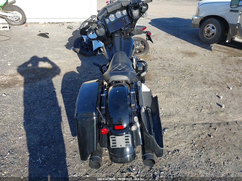 2022 HARLEY-DAVIDSON FLHXS 1HD1KRP18NB652344