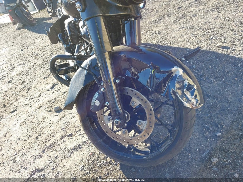 2022 HARLEY-DAVIDSON FLHXS 1HD1KRP18NB652344