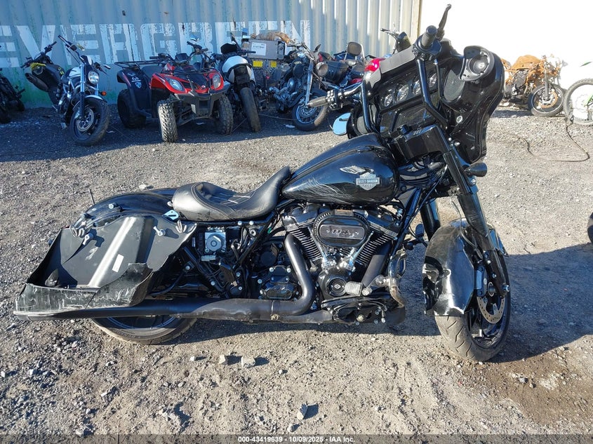 2022 HARLEY-DAVIDSON FLHXS 1HD1KRP18NB652344