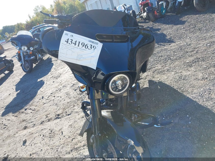 2022 HARLEY-DAVIDSON FLHXS 1HD1KRP18NB652344