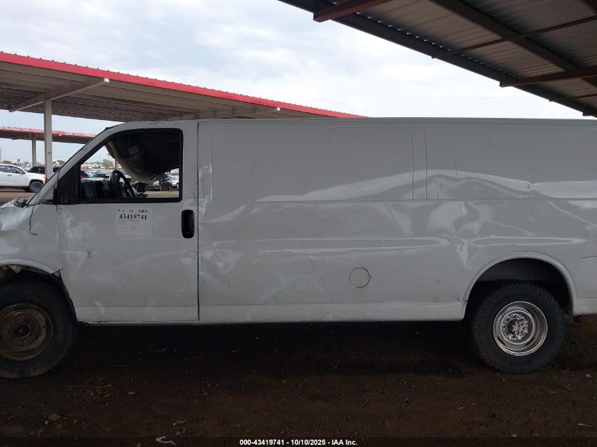 2002 Chevrolet Express VIN: 1GCHG39R121135129 Lot: 43419741