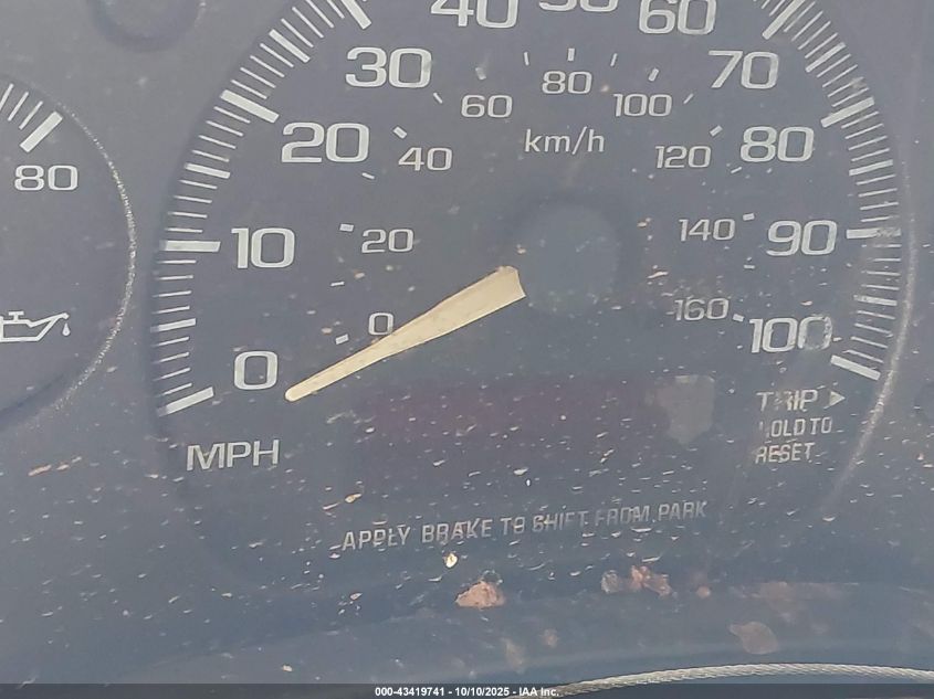 2002 Chevrolet Express VIN: 1GCHG39R121135129 Lot: 43419741