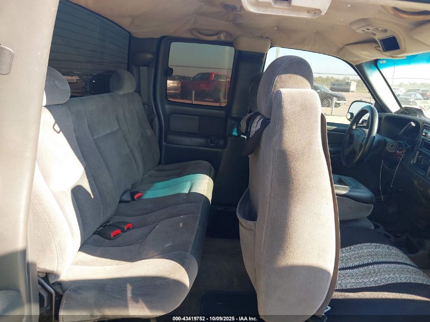 2002 Chevrolet Silverado 1500 Ls VIN: 2GCEC19V421315439 Lot: 43419752