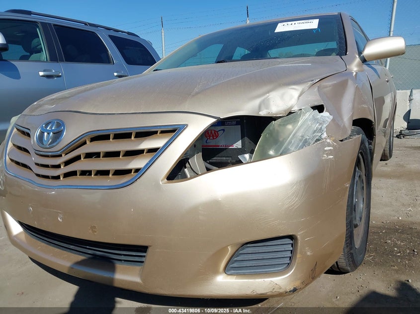 2011 Toyota Camry Le VIN: 4T1BF3EK7BU137768 Lot: 43419806
