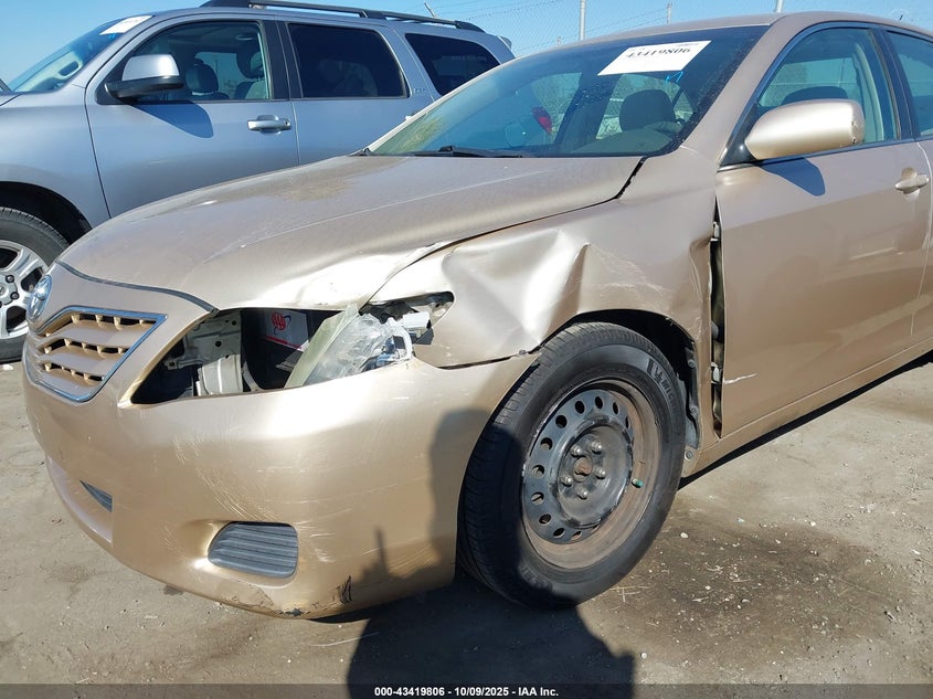 2011 Toyota Camry Le VIN: 4T1BF3EK7BU137768 Lot: 43419806