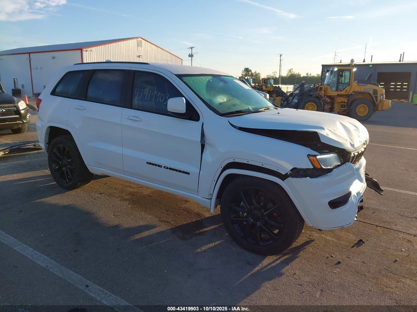 JEEP GRAND CHEROKEE LAREDO X 4X4