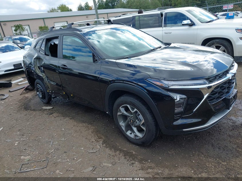 CHEVROLET TRAX FWD LT