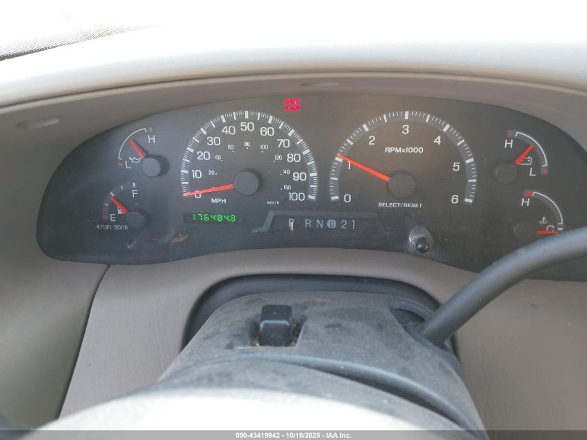 2000 Ford F-150 Lariat/Xl/Xlt VIN: 1FTRX07L3YKB02525 Lot: 43419942