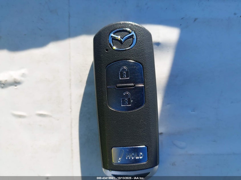 2016 Mazda Mazda3 I Sport VIN: 3MZBM1K72GM323371 Lot: 43419981