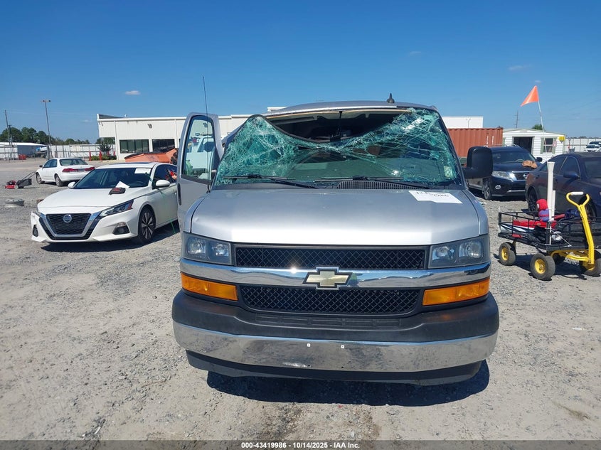 2020 Chevrolet Express Passenger Rwd 3500 Extended Wheelbase Lt VIN: 1GAZGPFG0L1118010 Lot: 43419986