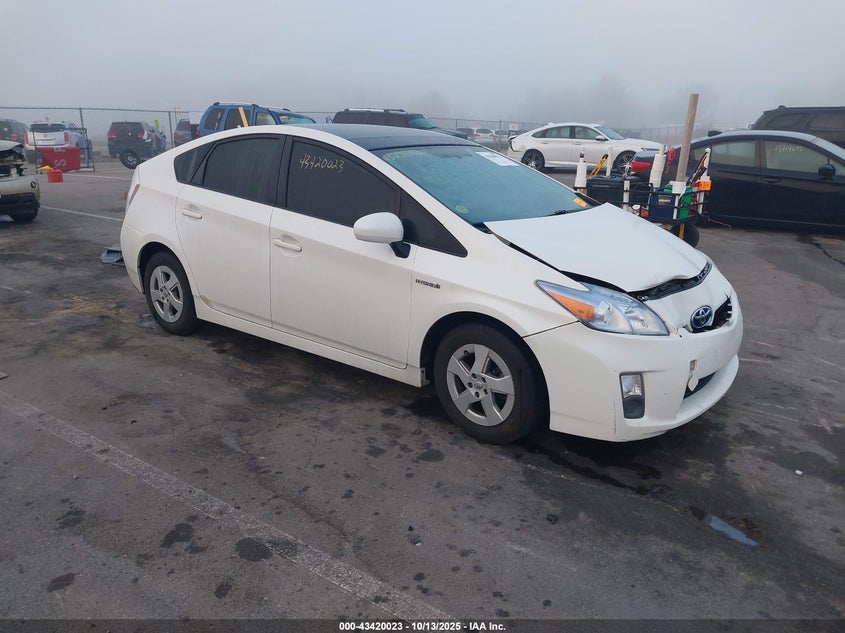TOYOTA PRIUS III