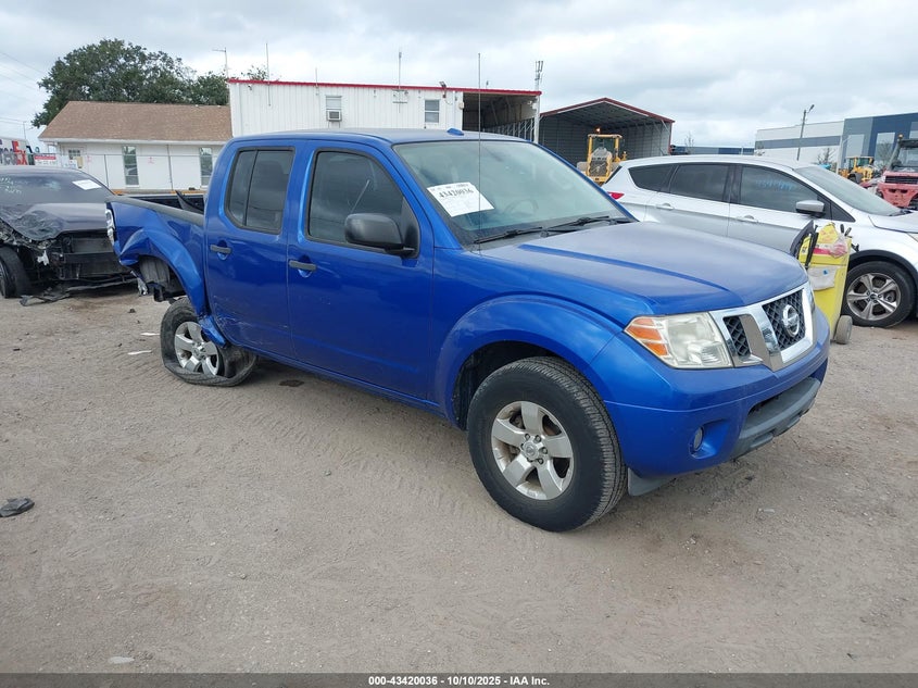 NISSAN FRONTIER SV