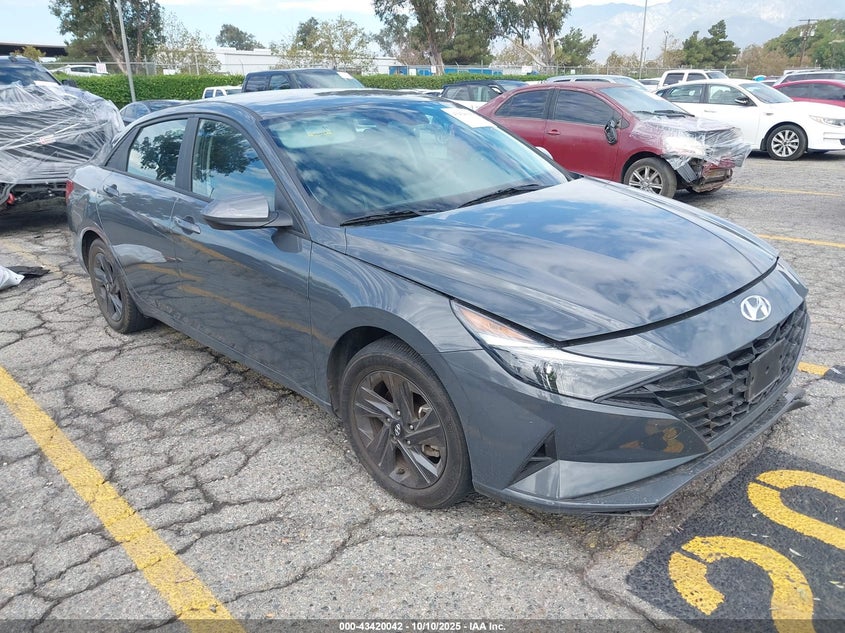 HYUNDAI ELANTRA SEL