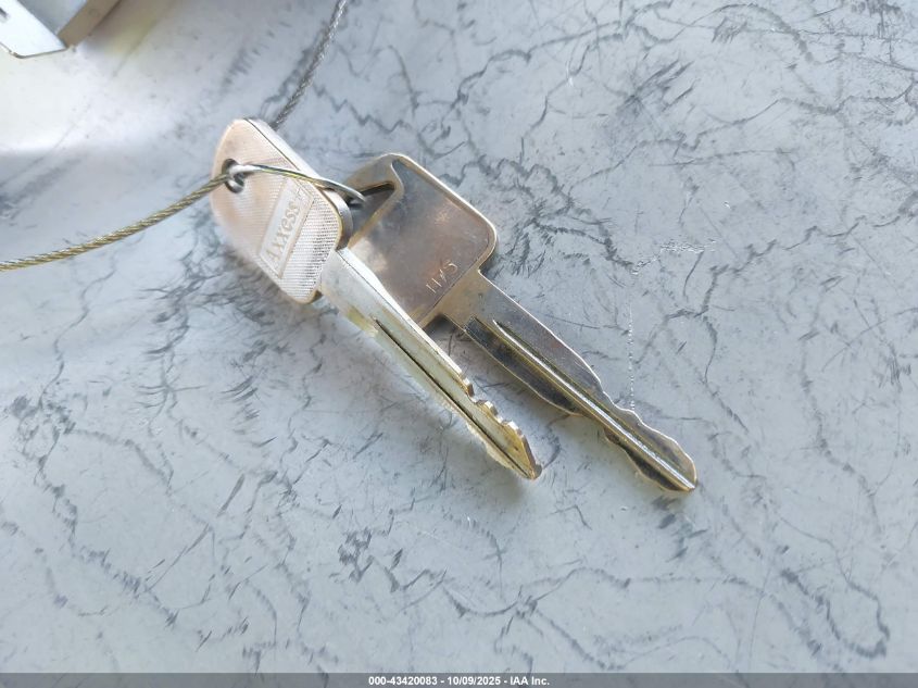 1998 Mazda B2500 Se/Sx VIN: 4F4YR12C8WTM11294 Lot: 43420083