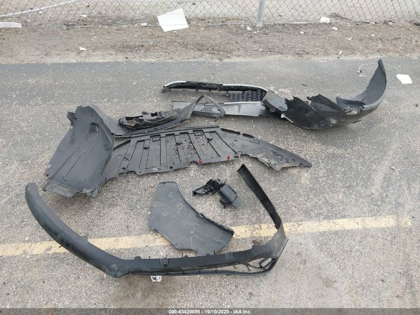 2016 Ford Focus Se VIN: 1FADP3F28GL205880 Lot: 43420095