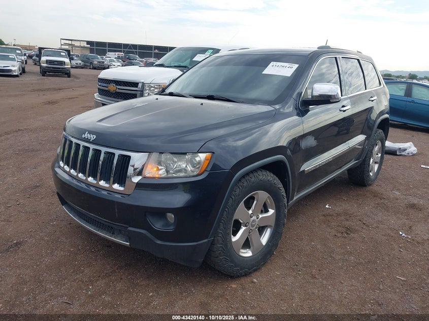 1C4RJFBG0DC638626 2013 JEEP GRAND CHEROKEE photo no. 2