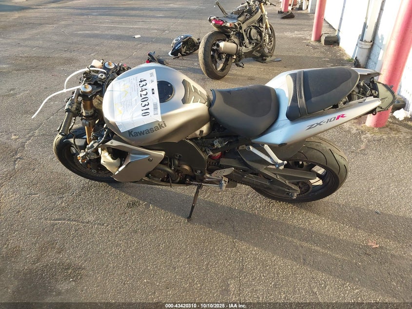 2005 Kawasaki Ninja Zx 10R VIN: JKAZXCC135A023518 Lot: 43420310