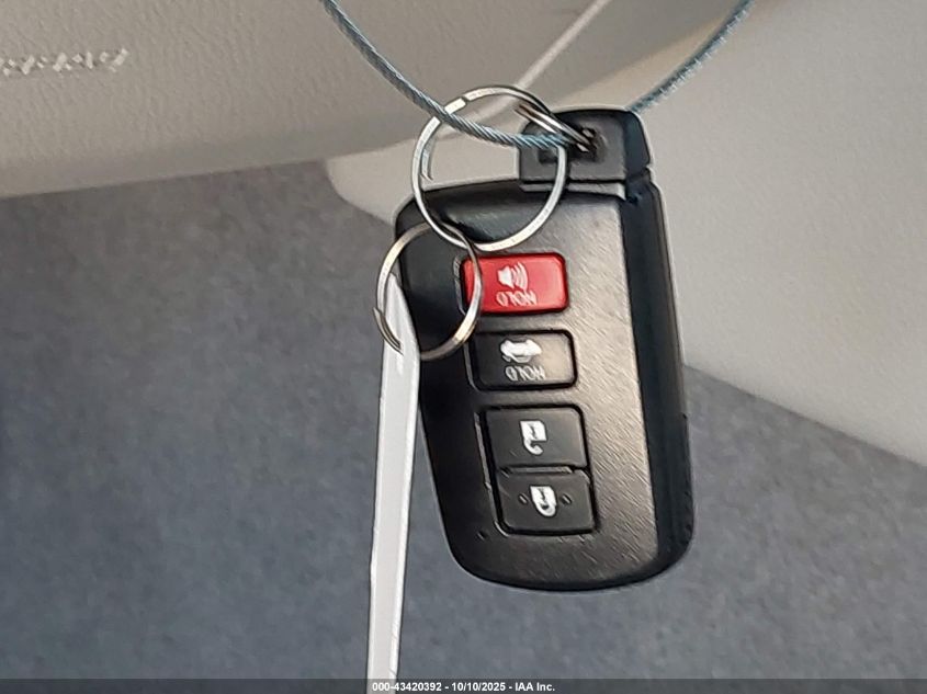 2014 Toyota Camry Hybrid Xle VIN: 4T1BD1FK8EU100550 Lot: 43420392