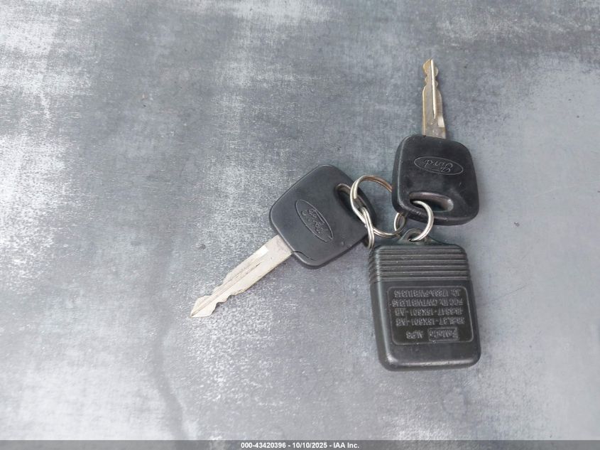 2001 Ford Explorer Eddie Bauer VIN: 1FMZU64E81ZA81326 Lot: 43420396