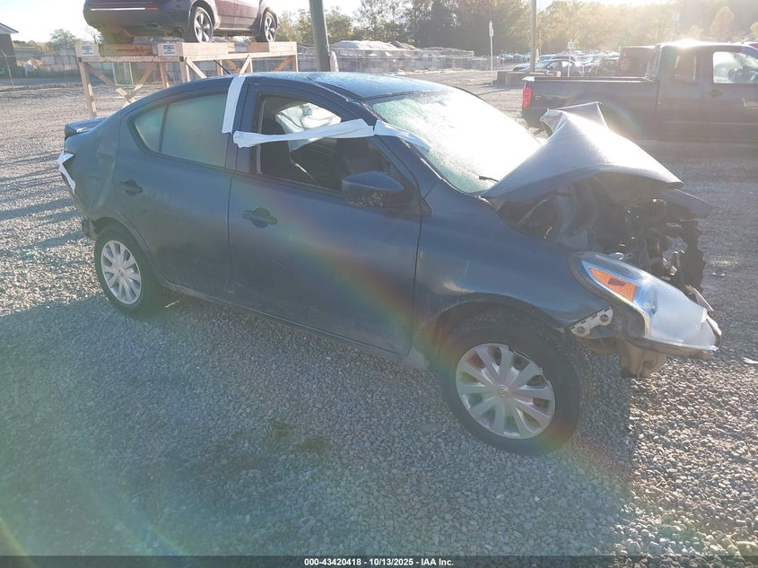NISSAN VERSA 1.6 S+
