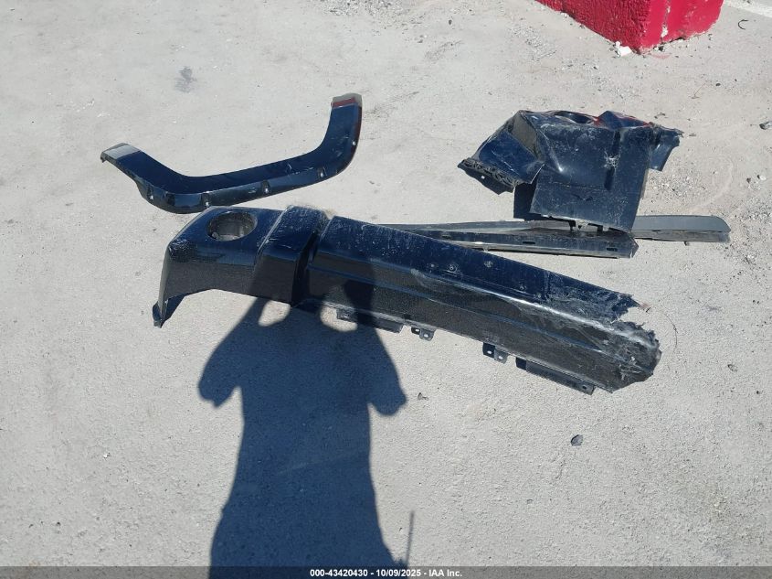 2006 Jeep Commander Limited VIN: 1J8HG58N26C338821 Lot: 43420430