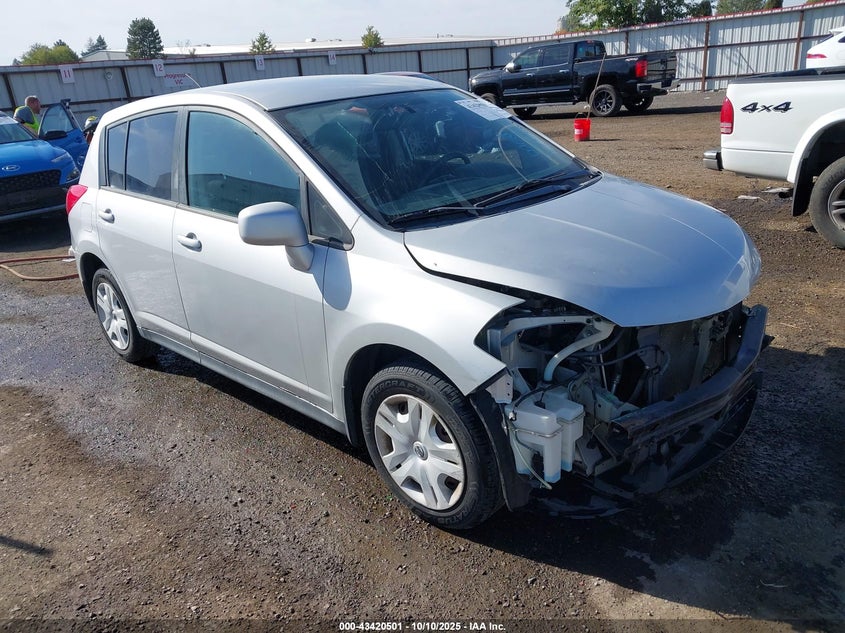 NISSAN VERSA 1.8S