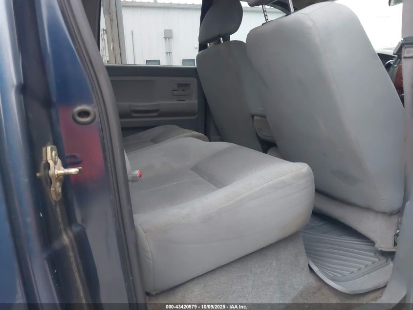 2005 Dodge Dakota Slt VIN: 1D7HE48N35S205583 Lot: 43420579