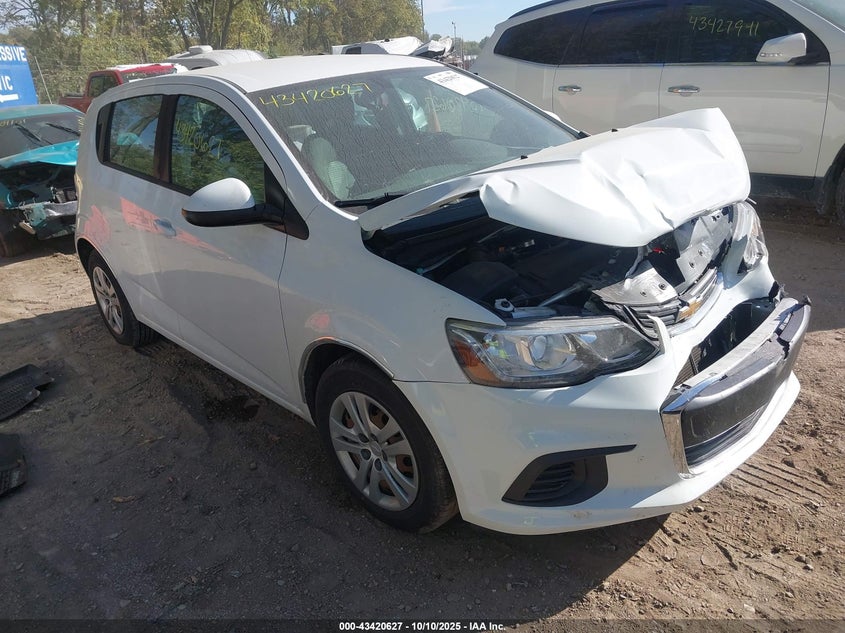 CHEVROLET SONIC LT AUTO