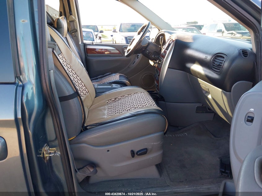 2A4GP64L27R124461 2007 CHRYSLER TOWN & COUNTRY photo no. 5