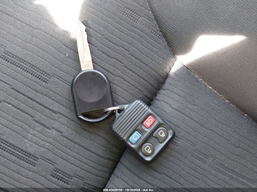 2009 Ford Focus Se VIN: 1FAHP35N79W113920 Lot: 43420705