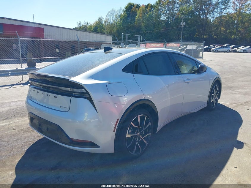 2026 TOYOTA PRIUS PLUG-IN HYBRID XSE JTDACACU2T3054550