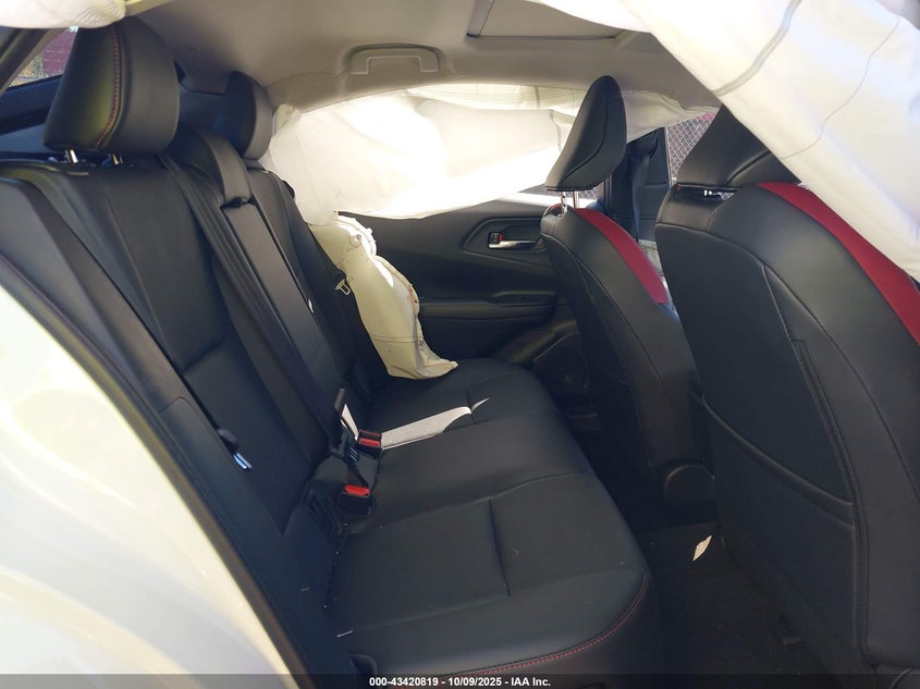 2026 TOYOTA PRIUS PLUG-IN HYBRID XSE JTDACACU2T3054550