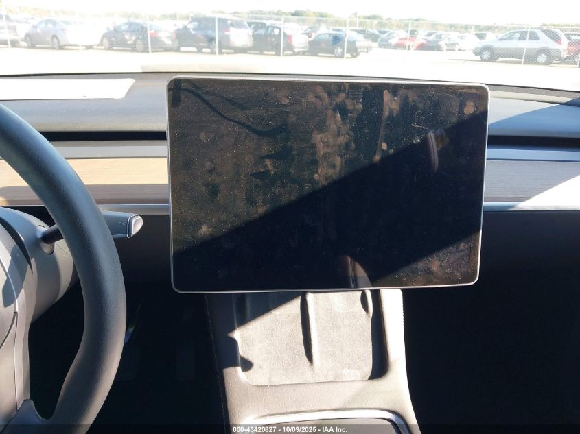 2023 Tesla Model Y Awd/Long Range Dual Motor All-Wheel Drive VIN: 7SAYGDEE2PA191605 Lot: 43420827