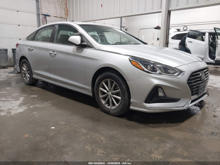 5NPE24AF3KH787686 2019 Hyundai Sonata Se auction photo 1
