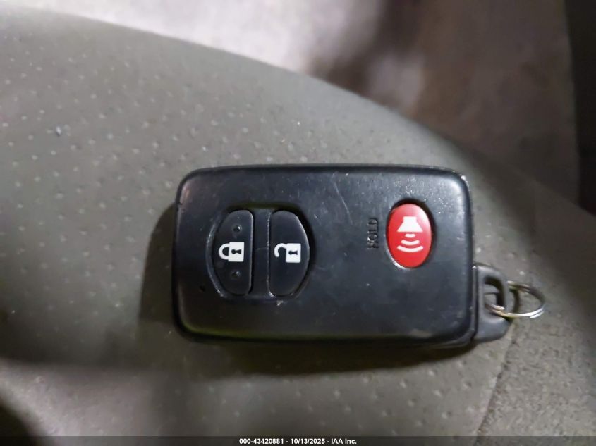 2014 Toyota Prius Three VIN: JTDKN3DU1E1747553 Lot: 43420881