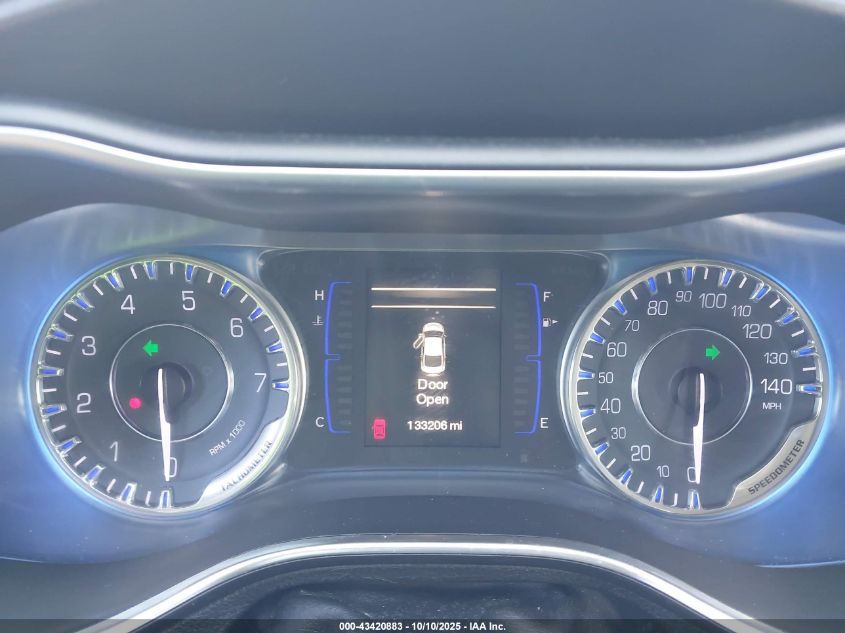 2015 Chrysler 200 Limited VIN: 1C3CCCAB8FN687167 Lot: 43420883