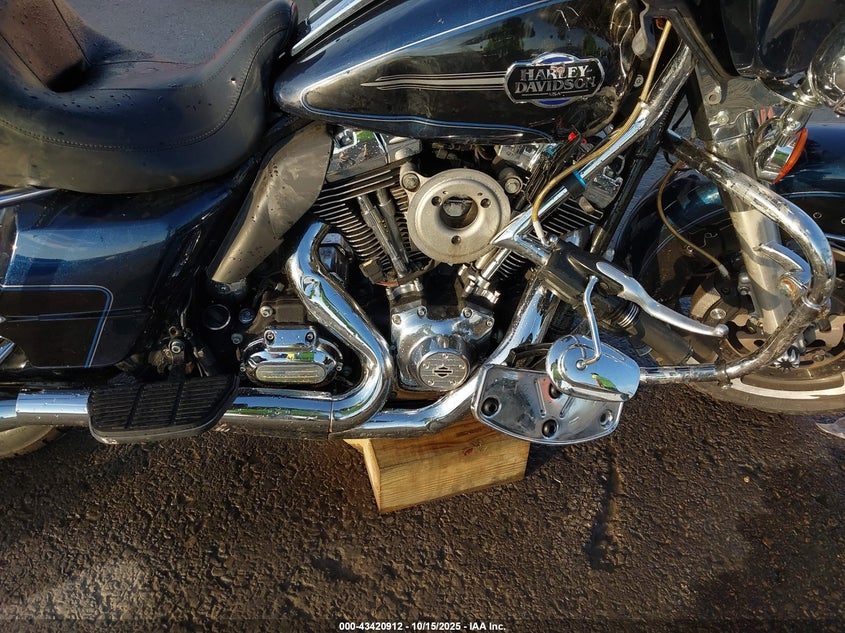 2013 HARLEY-DAVIDSON FLHTCU ULTRA CLASSIC ELECTRA GLD 1HD1FCM16DB694516