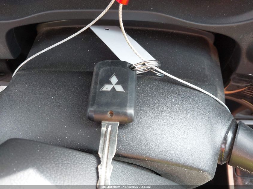 2020 Mitsubishi Outlander Es 2.4 S-Awc VIN: JA4AZ3A33LZ039132 Lot: 43420921