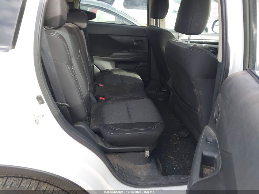 2020 Mitsubishi Outlander Es 2.4 S-Awc VIN: JA4AZ3A33LZ039132 Lot: 43420921