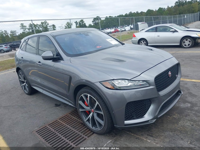 JAGUAR F-PACE SVR P550 AWD AUTOMATIC
