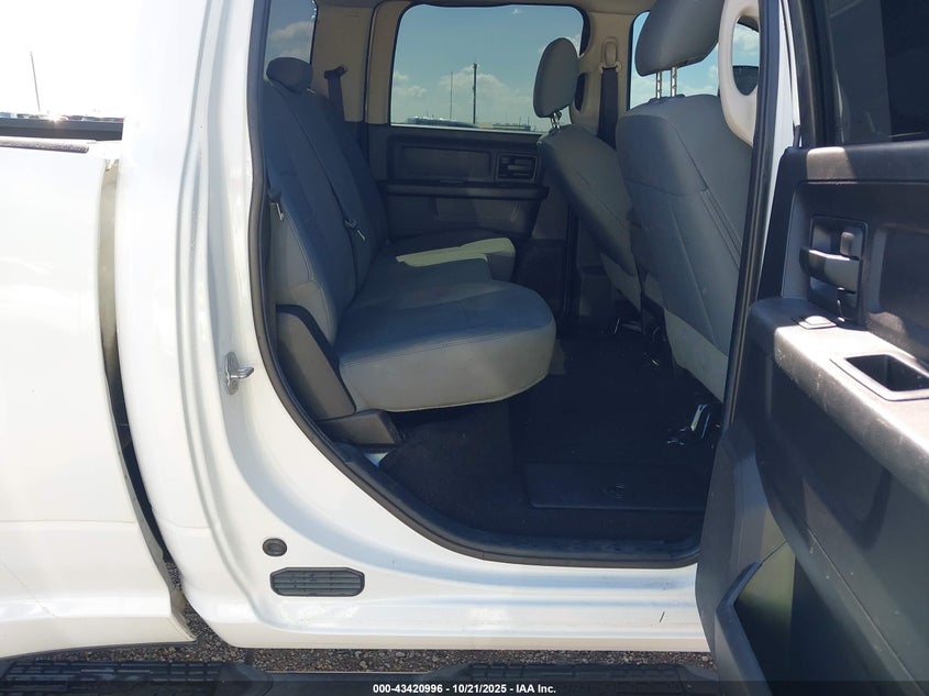 2016 Ram 3500 Tradesman VIN: 3C63RRGLXGG263729 Lot: 43420996