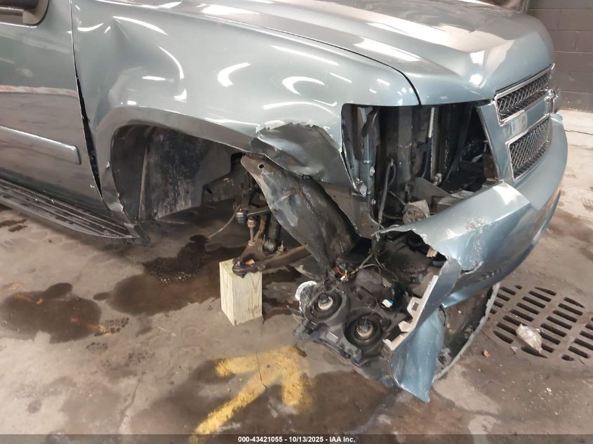 2008 Chevrolet Tahoe Lt VIN: 1GNFK13038J237052 Lot: 43421055